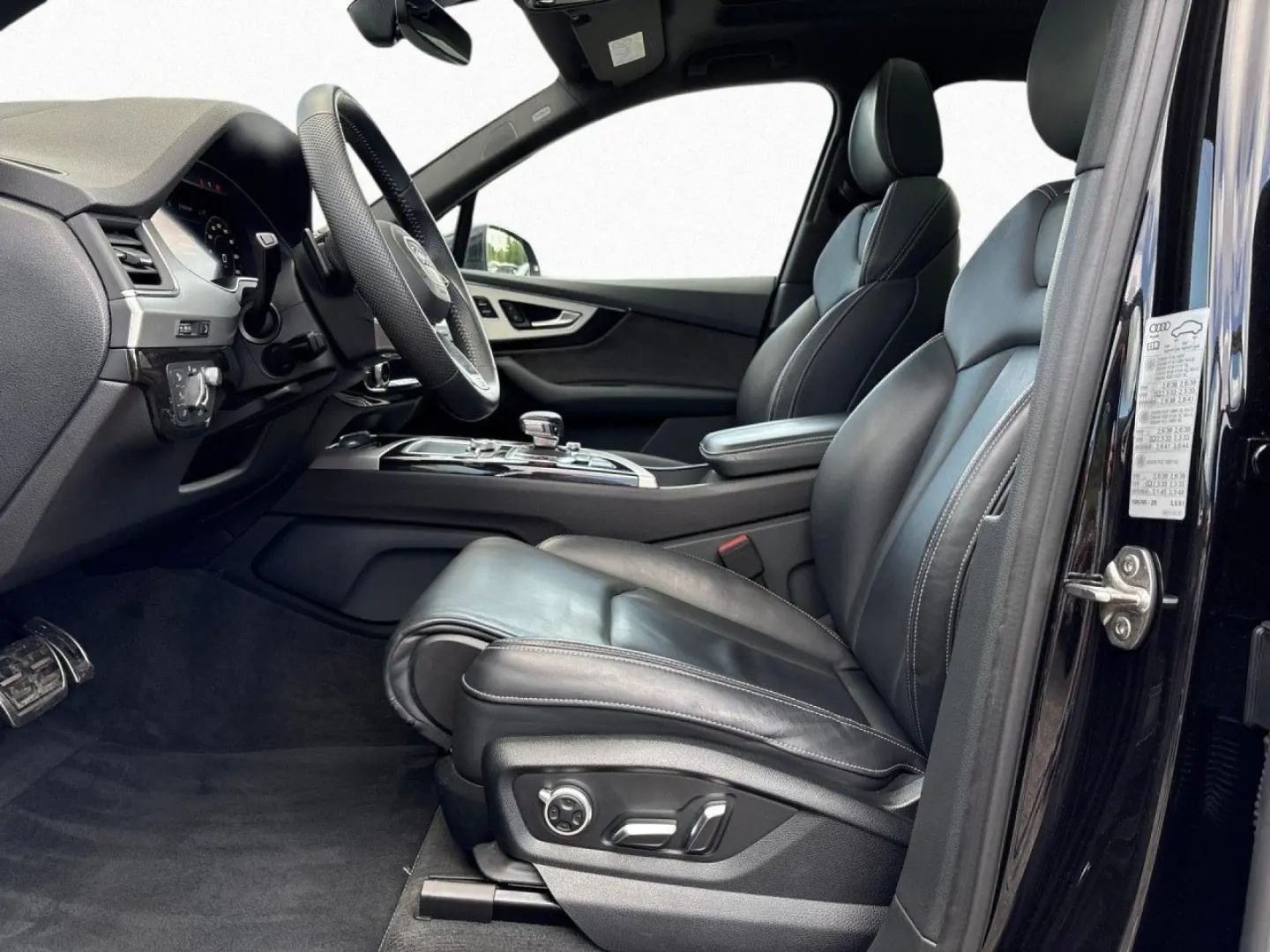 Q7 50 TDI quattro S Line Pano,HuD,AHK,Nachtsicht
