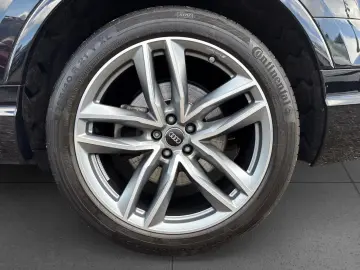 Q7 50 TDI quattro S Line Pano,HuD,AHK,Nachtsicht