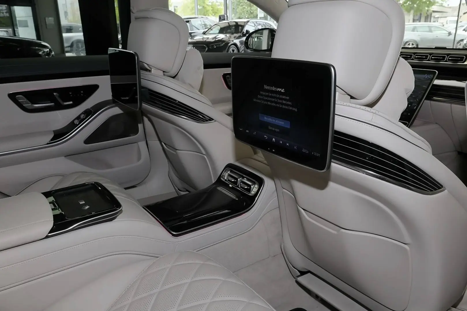 S 580 4M Limousine AMG Night+360°+Pano+HUD+21