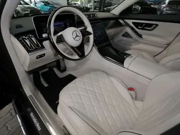 S 580 4M Limousine AMG Night+360°+Pano+HUD+21