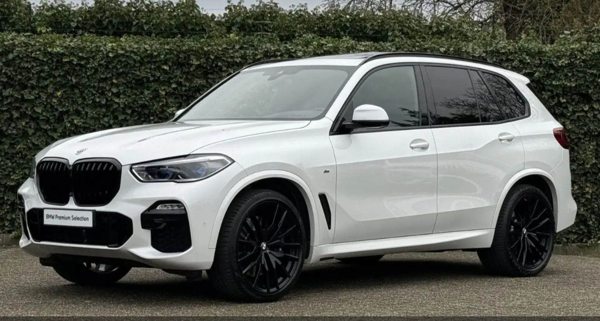 X5 xDrive40i    22   M-Sport