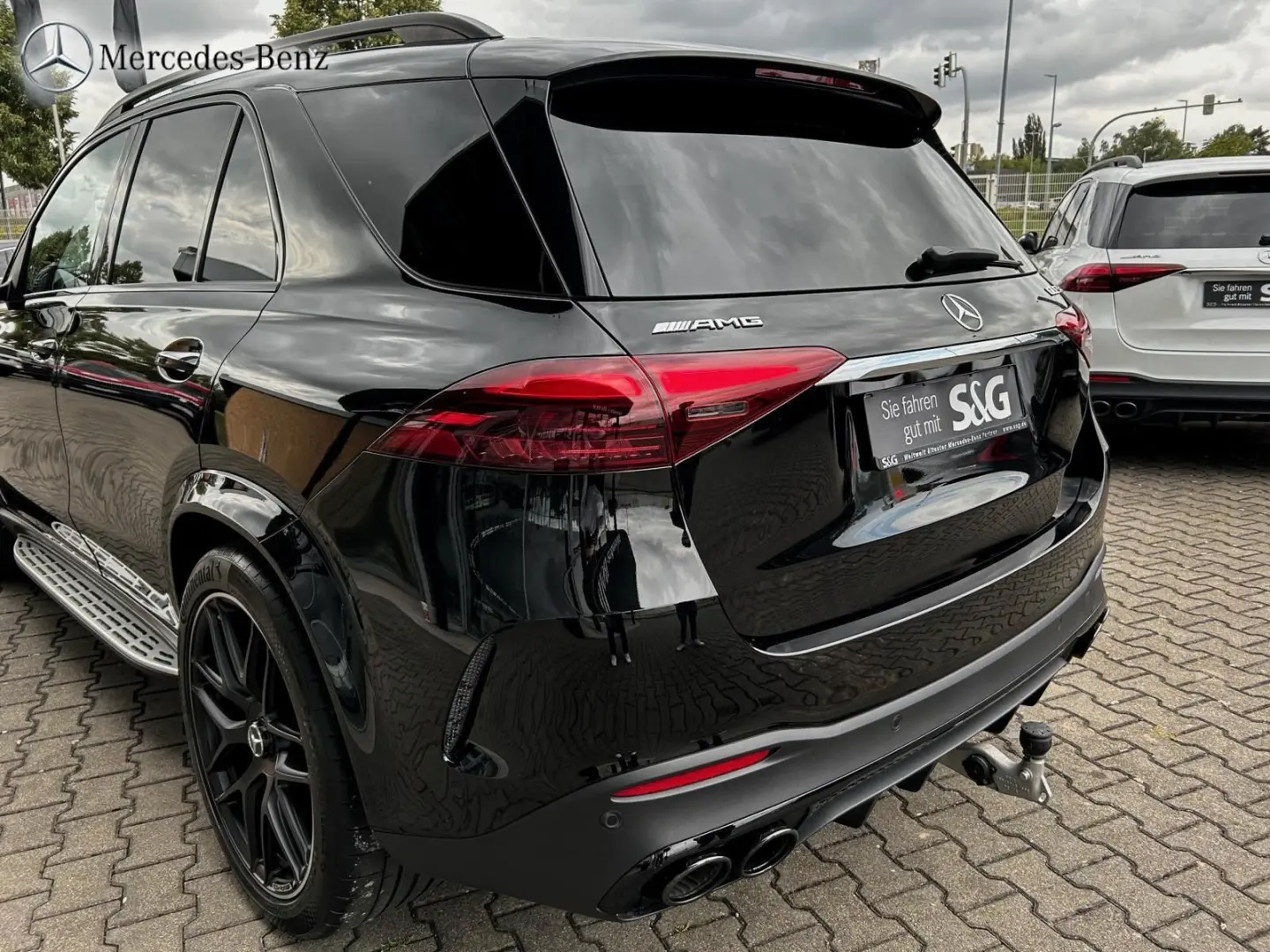GLE 53 AMG GLE 53 4M+ premium Night+Pano+AHK+HUD