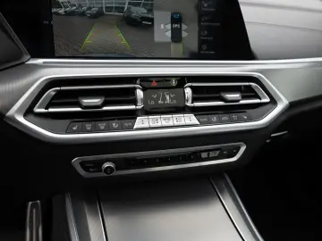 X5 xDrive 45e M-Sport PANO AHK 360° HUD ACC NAVI