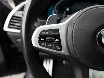 X5 xDrive 45e M-Sport PANO AHK 360° HUD ACC NAVI