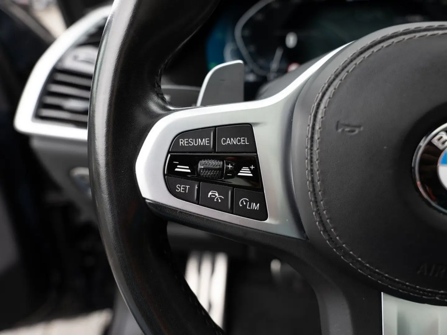 X5 xDrive 45e M-Sport PANO AHK 360° HUD ACC NAVI