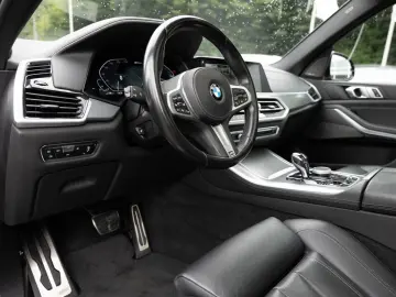 X5 xDrive 45e M-Sport PANO AHK 360° HUD ACC NAVI