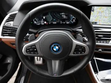 X5 xDrive 45e M-Sport 360° LED ACC W-LAN NAVI