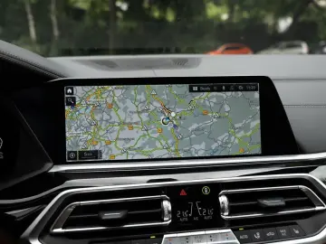 X5 xDrive 45e M-Sport 360° LED ACC W-LAN NAVI