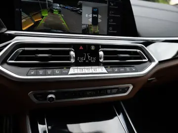 X5 xDrive 45e M-Sport 360° LED ACC W-LAN NAVI