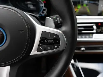 X5 xDrive 45e M-Sport 360° LED ACC W-LAN NAVI