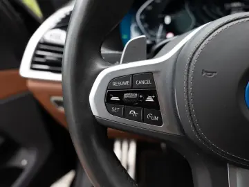 X5 xDrive 45e M-Sport 360° LED ACC W-LAN NAVI