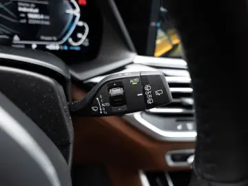 X5 xDrive 45e M-Sport 360° LED ACC W-LAN NAVI