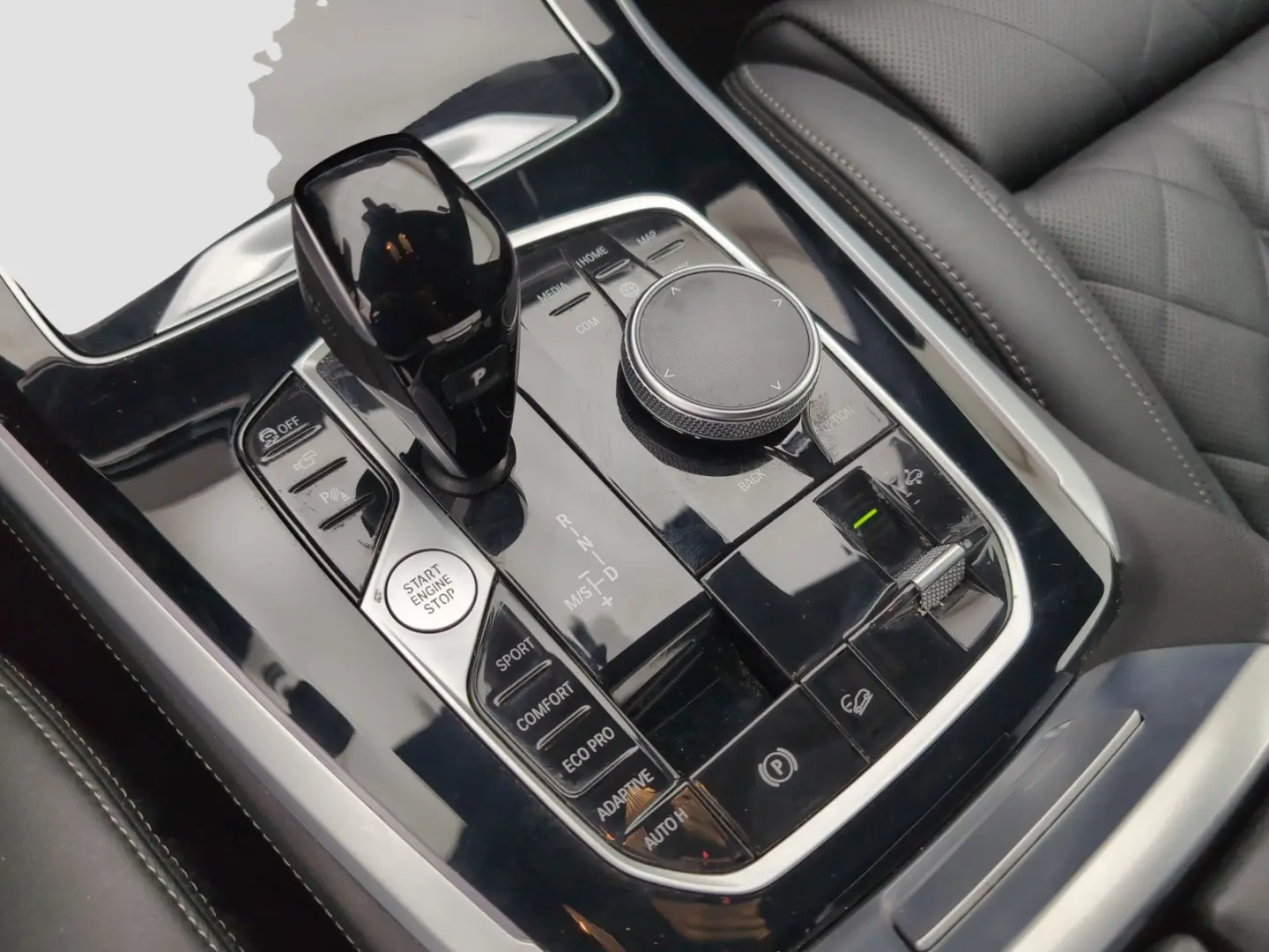 X5 xDrive40i M Sport Standheizung AHK Harman/K