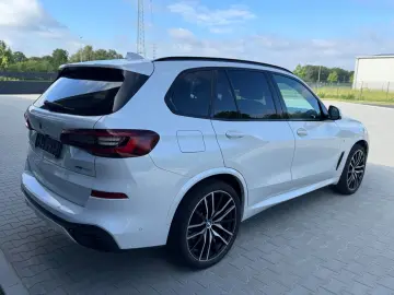 X5 40i M Sport -HUD-ACC-Pano-Softcl-360K-22Zoll