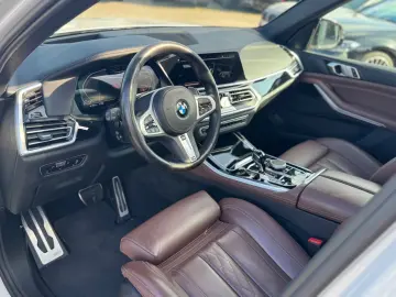 X5 40i M Sport -HUD-ACC-Pano-Softcl-360K-22Zoll