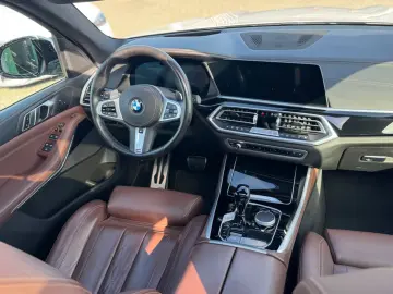 X5 40i M Sport -HUD-ACC-Pano-Softcl-360K-22Zoll