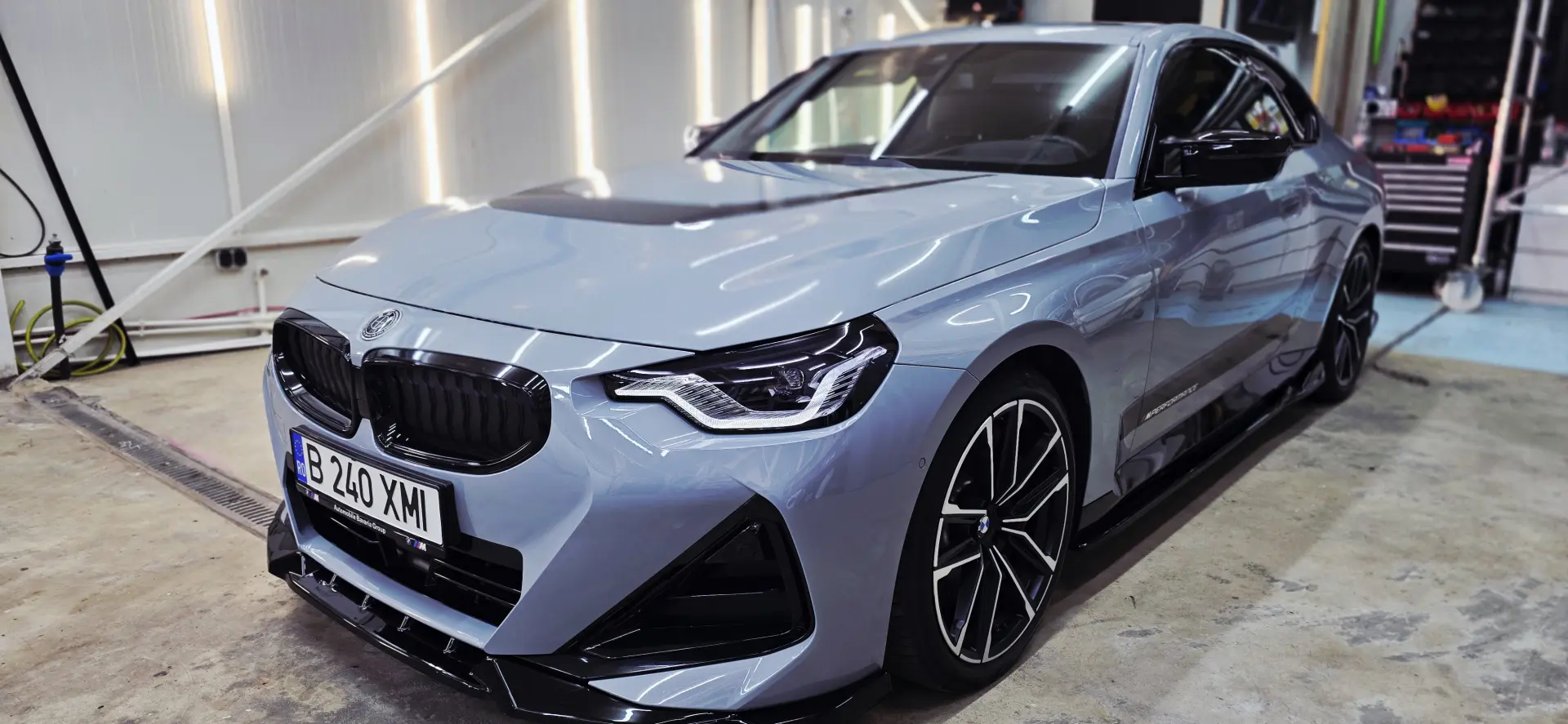 BMW M240i