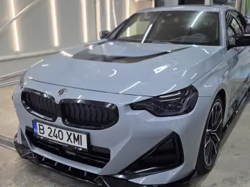 BMW M240i