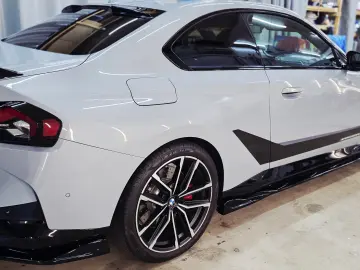 BMW M240i