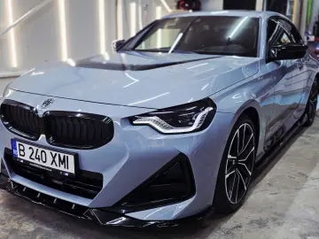 BMW M240i