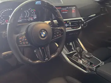 BMW M240i