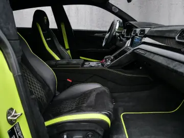 Urus Performante Verde Aiace Matt