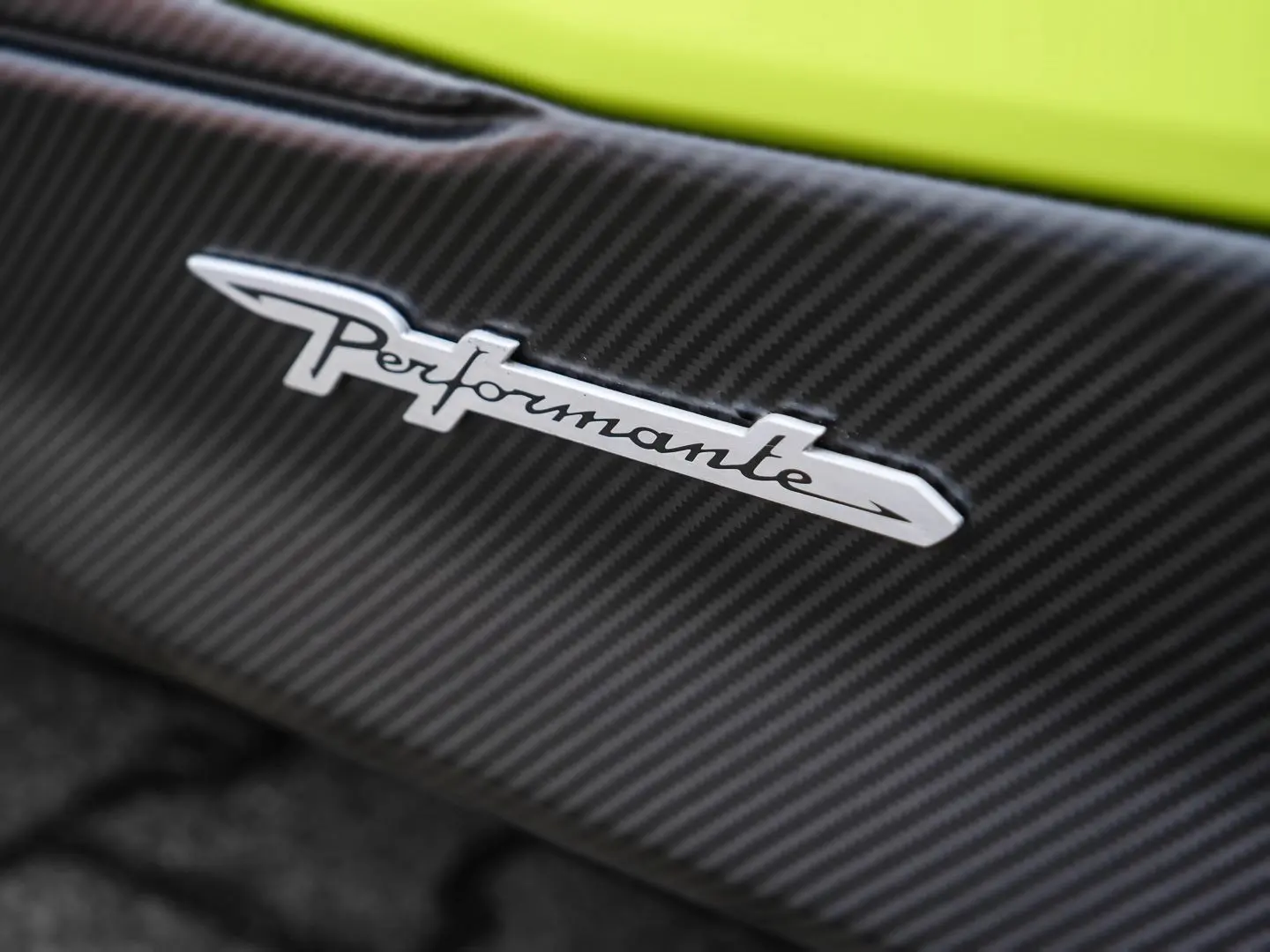 Urus Performante Verde Aiace Matt