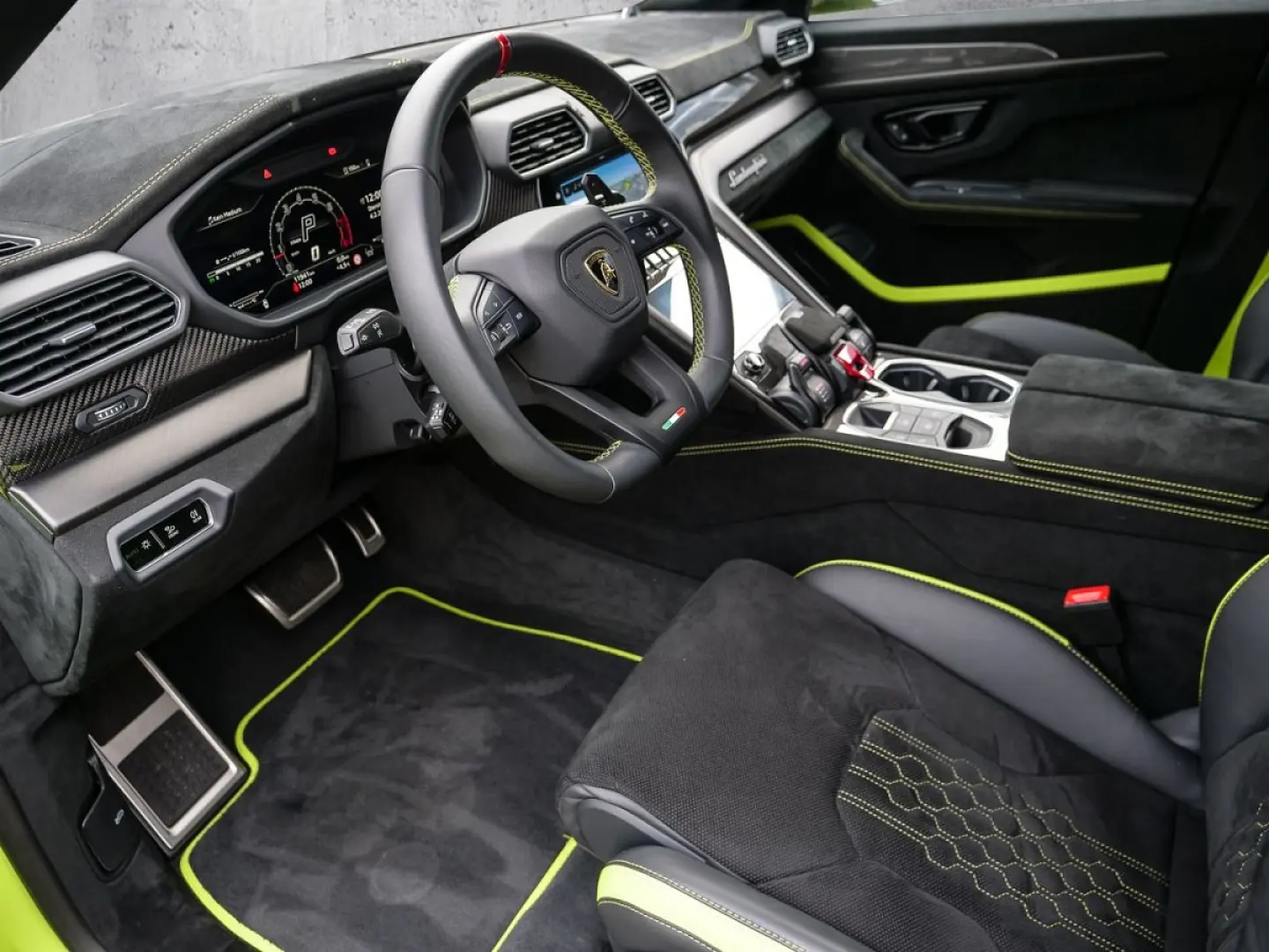 Urus Performante Verde Aiace Matt