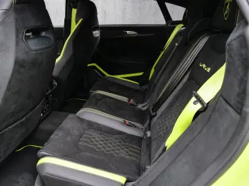 Urus Performante Verde Aiace Matt