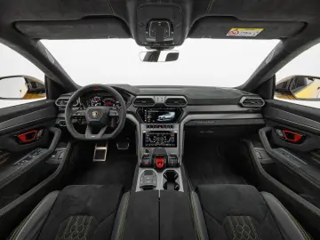 Urus Performante