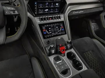Urus Performante