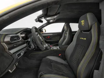 Urus Performante