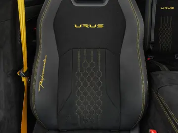 Urus Performante
