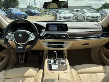 750 i xDrive M-SPORT MASSAGE DACH SITZBEL DA.PRO