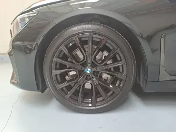730d xDrive Limousine M Sport Standheizung AHK