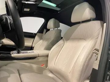 750d xDrive Limousine M Sport Standheizung AHK