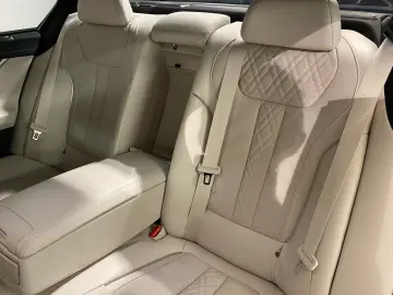 750d xDrive Limousine M Sport Standheizung AHK