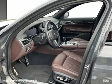 730d xDrive Limousine Head-Up+AHK+StHz+Navi+ACC