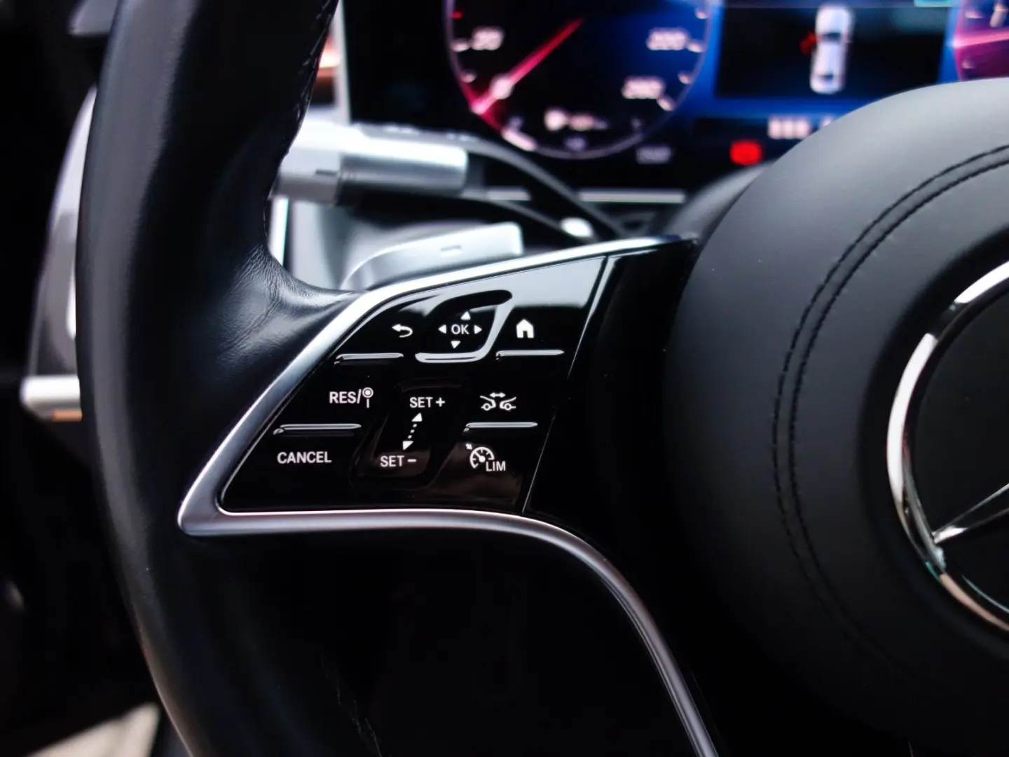 S -Klasse Lim. S 400 d 4Matic Digital-Light Lede