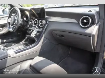 GLC 300 e 4M Coupé AMG/AHK/AdvInfo/RFK/LED