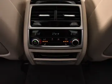 750Li xDrive - VOLL!!! B&W/LASER/AHK/TABLET/HUD