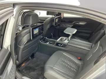 750Li xDrive Limousine M Sport Standheizung