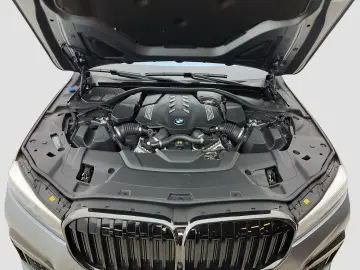750Li xDrive Limousine M Sport Standheizung