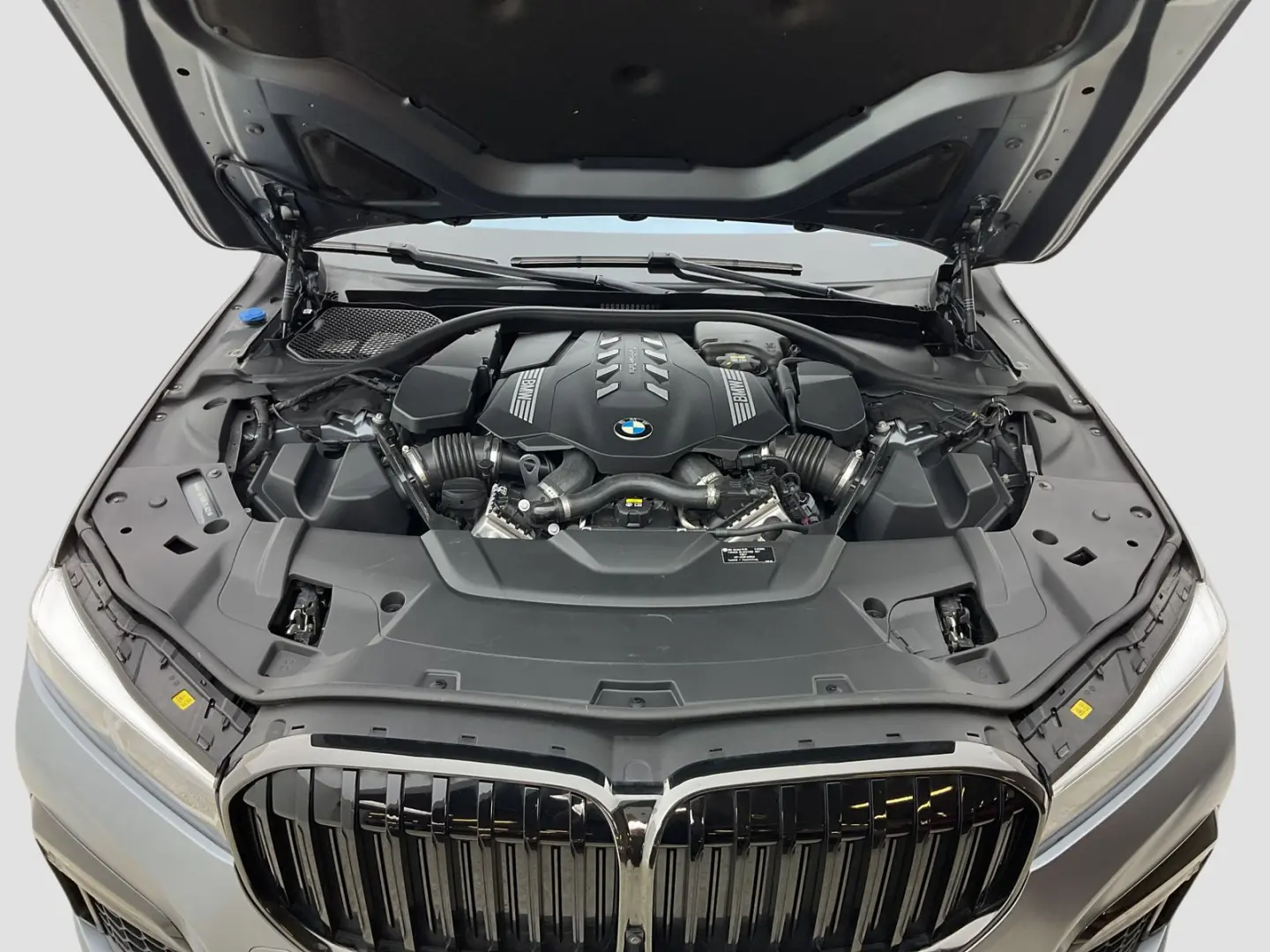 750Li xDrive Limousine M Sport Standheizung