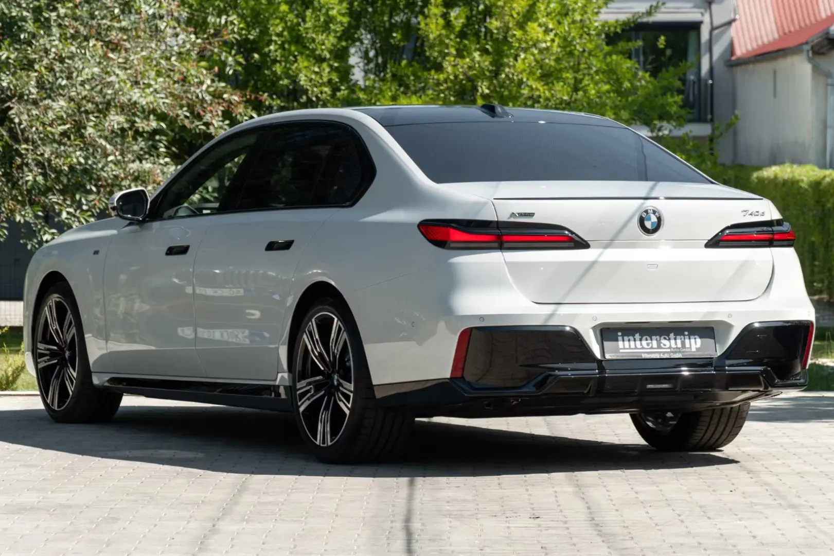 BMW 740 d xDrive M SPORT.SKY.LOUNGE.MASSAGE