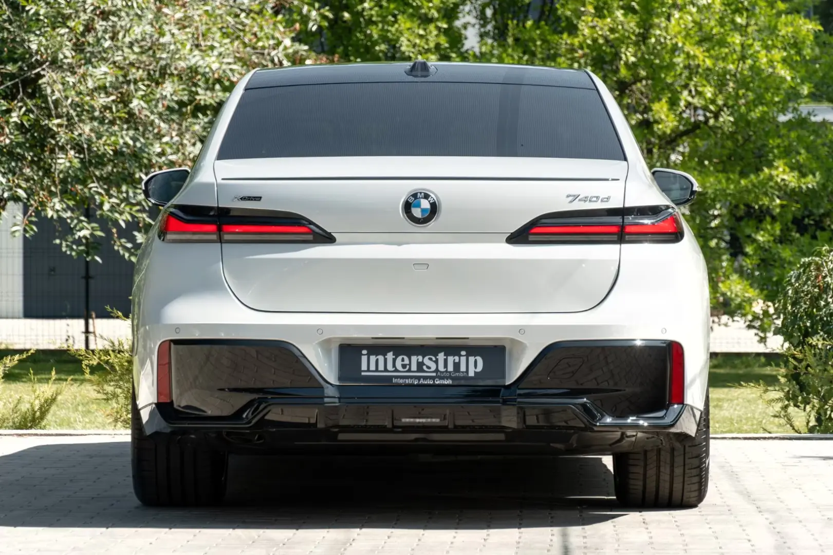 BMW 740 d xDrive M SPORT.SKY.LOUNGE.MASSAGE