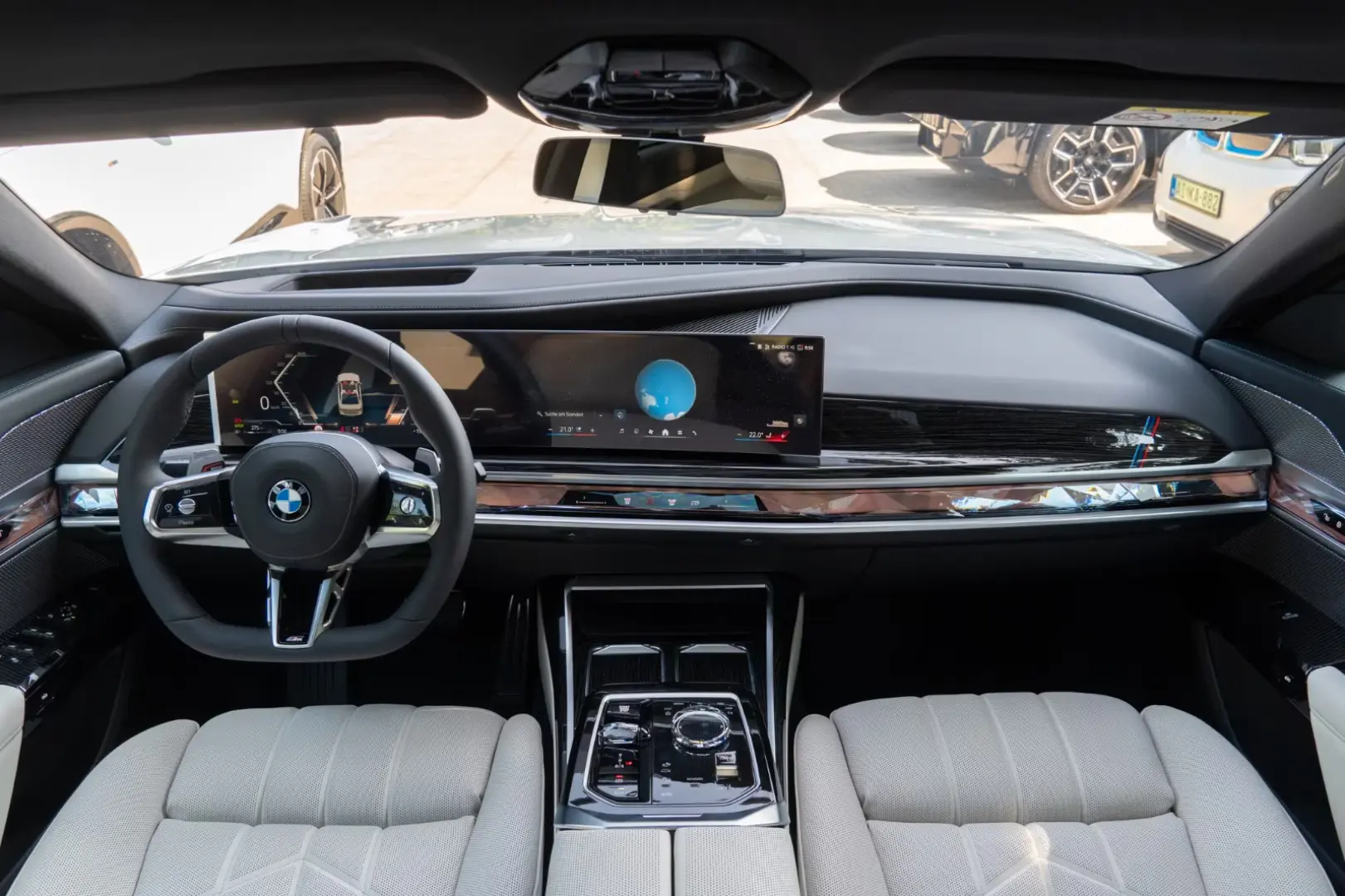 BMW 740 d xDrive M SPORT.SKY.LOUNGE.MASSAGE