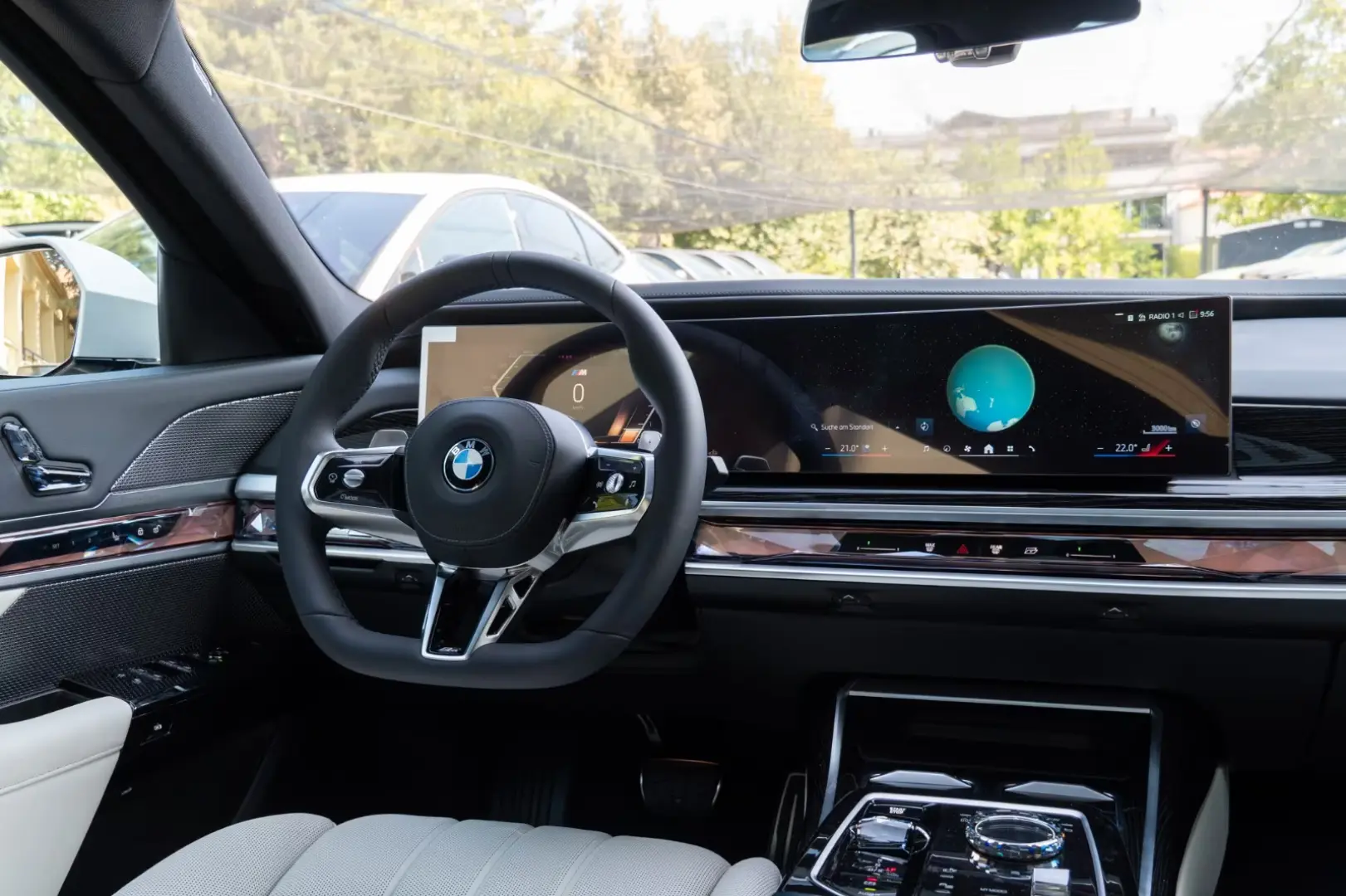 BMW 740 d xDrive M SPORT.SKY.LOUNGE.MASSAGE