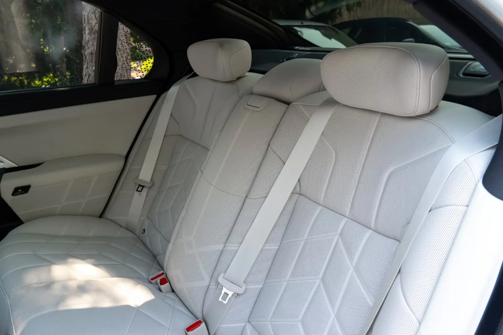 BMW 740 d xDrive M SPORT.SKY.LOUNGE.MASSAGE
