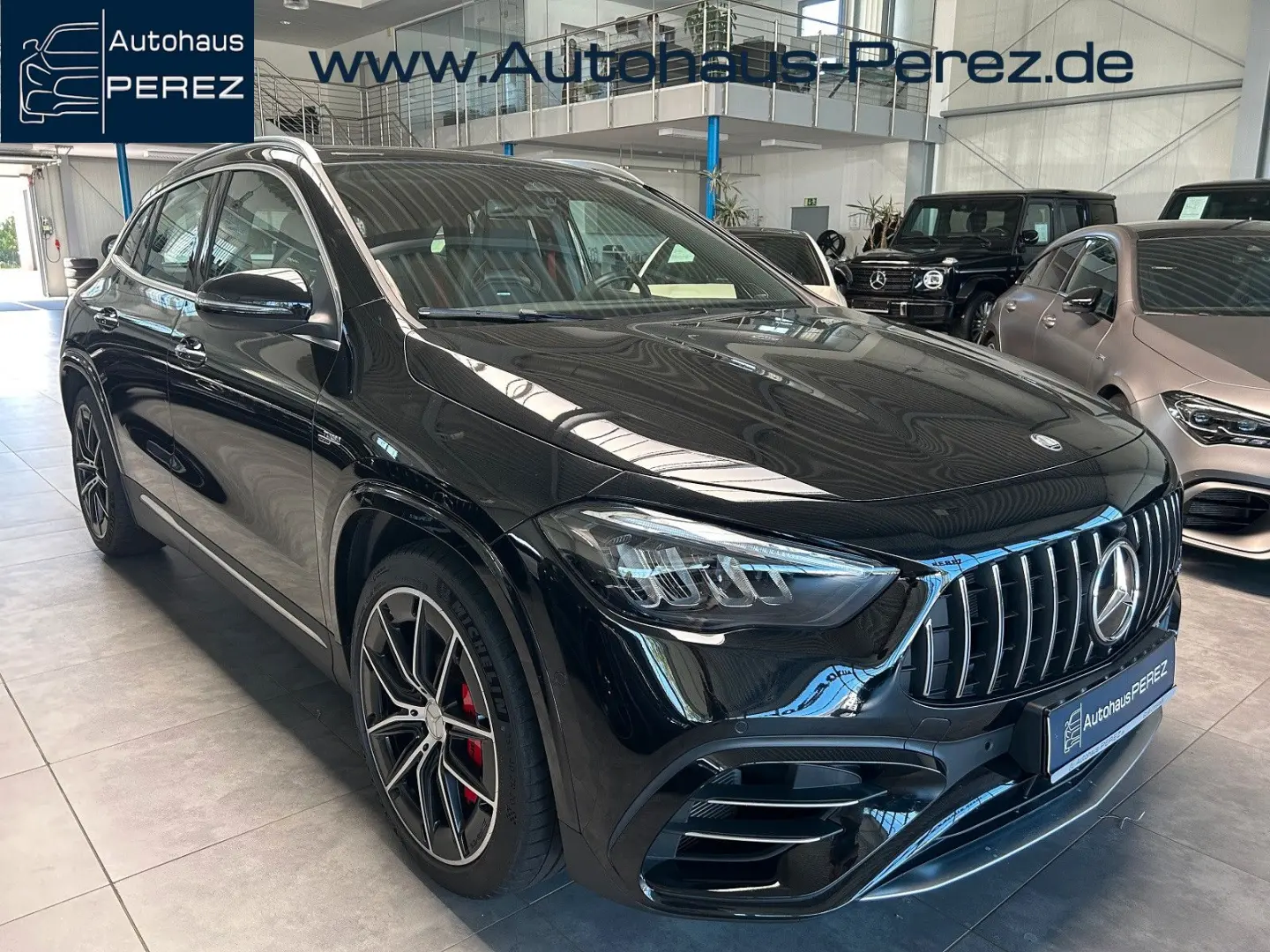 GLA 45 AMG S 4M+ DISTRONIC-AHK-PER.SITZ-PANORAMA